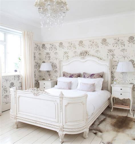 30 Best French Country Bedroom Decor and Design Ideas for 2020