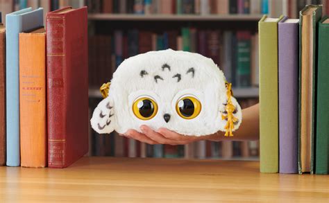 Wizarding World Harry Potter Hedwig Purse Pets Interactive Pet Toy And