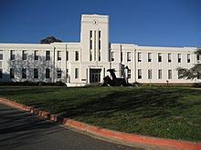 Canberra High School - Wikipedia