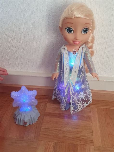 Poupée Reine des neiges Elsa Kaufen auf Ricardo