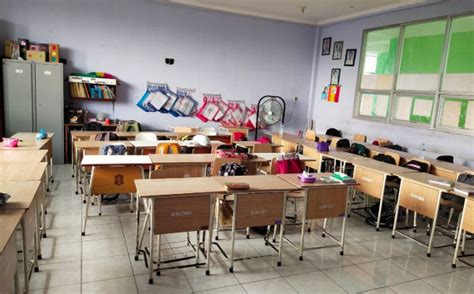 Tantangan Menulis Menata Tempat Duduk Siswa Bentuk Pengelolahan Kelas