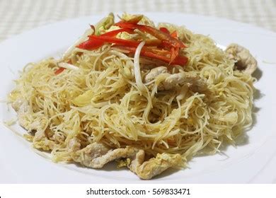 Singapore Style Fried Vermicelli 스톡 사진 569833555 Shutterstock