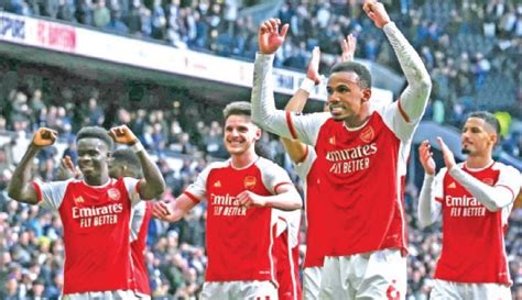 Arsenal Survive Spurs Fightback To Boost Title Charge