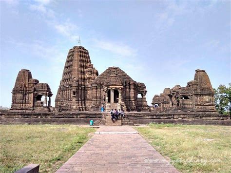 12th Century Gondeshwar Shiva Temple In Sinnar Rarchitecture