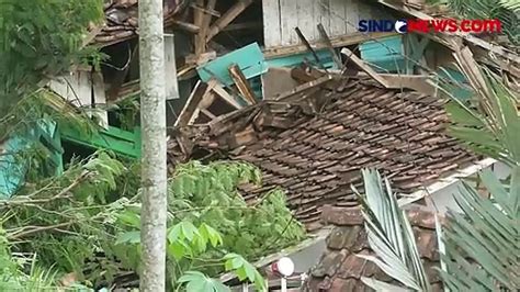 Hujan Deras Rumah Warga Rusak Berat Terdampak Bencana Tanah