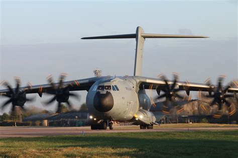 Zm400 Atlas A400 Raf Brize Norton 31214 Colin Cooke Photo Flickr