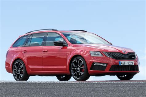 Skoda Octavia Combi Tsi Greentech Rs Business Car Technical