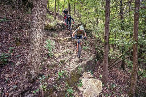 TEN REASONS TO RIDE BENTONVILLE ARKANSAS AKA THE MTB CAPITAL OF THE