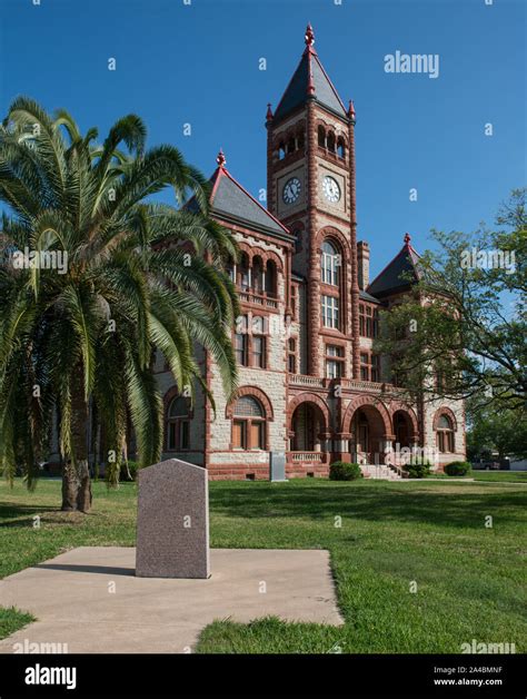 The Dewitt County Courthouse In Cuero Texas Stock Photo Alamy