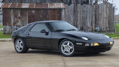 Porsche 928 GTS (1994) - Specifications & Performance