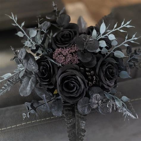 Gothic Wedding Bouquet Black Bouquet Moody Wedding Bouquet Etsy Artofit