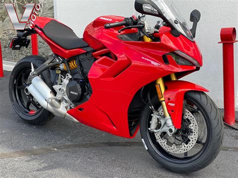 2024 Ducati Supersport 950 S Red V1 Moto