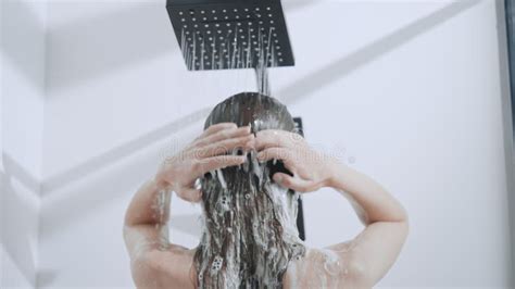 Woman Showering Stock Footage And Videos 926 Stock Videos