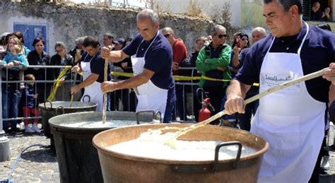 Torna in festa il pecorino più grande del mondo con i suoi 598 5