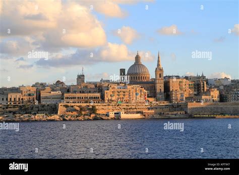 Valletta skyline, Malta Stock Photo - Alamy