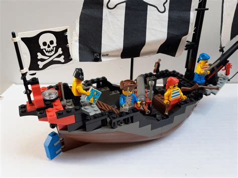 Lego System Pirates 6268 Renegade Runner Lego Piráti Loď Aukro