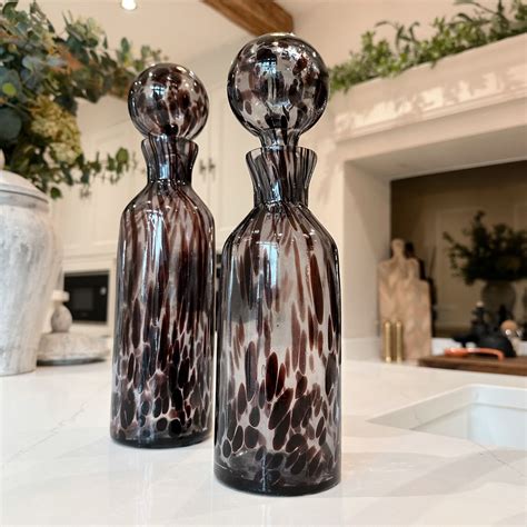 Lavish Lodge Vases Jars Ginger Jars Lavish Lodge Luxury Home Decor Online Home