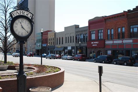 Main Ave in Fargo - Moorhead | Main Ave in Fargo - Moorhead | Flickr