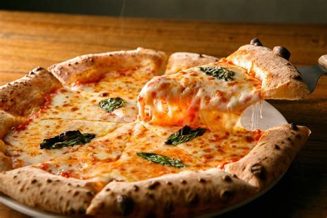 National Cheese Pizza Day Deals 2021: Where to Get Free Pizza Today ...