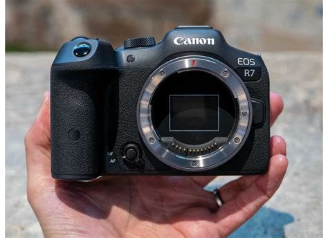 Canon EOS R7 Hands-on Photos | Photography Blog