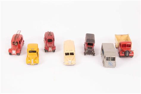 Lot 303 - Dinky Toys