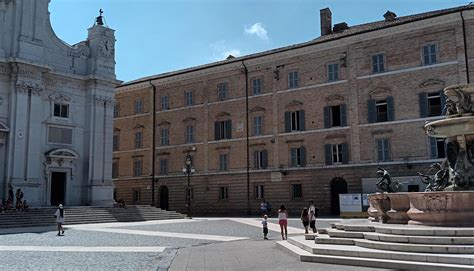 Restauro Conservativo A Loreto Milioni Di Euro Per Il Palazzo Illirico