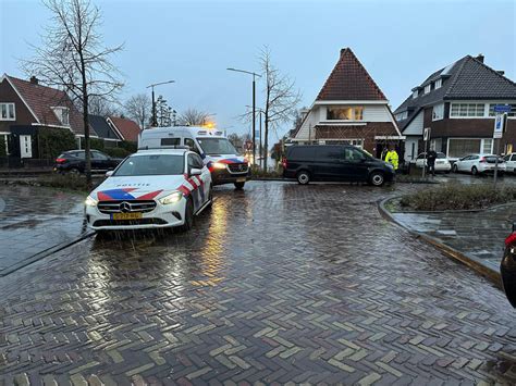 Fotonieuws Fietsster 78 Ernstig Gewond Bij Botsing Met Bestelbus