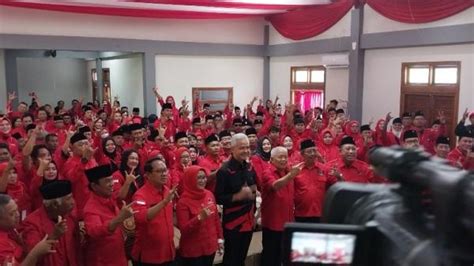 Dpd Pdip Ntb Target Persen Kemenangan Ganjar Di Ntb