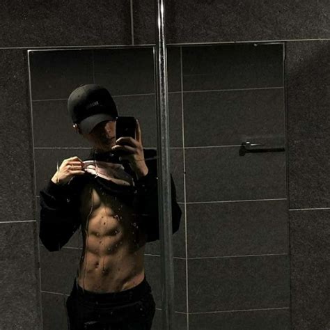 Pin By Bts Army On Ulzzang Men Abs Mirror Selfie Abs Guy Abs Boys