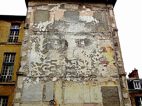 Vhils Creates A Series Of New Pieces In Paris France Streetartnews