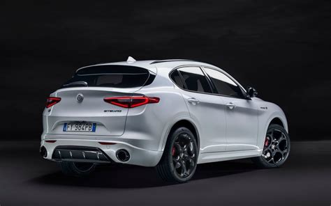 Alfa Romeo Stelvio Veloce Suv Drive