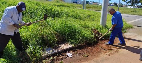 Departamento De Obras Vistoria 60 Bueiros No Bairro Colinas Do Alegre