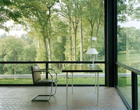 Life In Philip Johnsons The Glass House An Icon Of Modernist Architecture Ignant