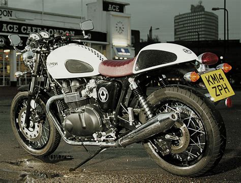 Triumph 900 THRUXTON édition spéciale ACE 2015 Fiche moto MOTOPLANETE