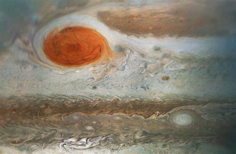 Jupiter’s Great Red Spot Oscillates Like a Stress Ball | Discover Magazine