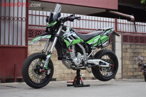 Total Dan Unik Modifikasi Kawasaki Klx Jadi Supermoto Touring