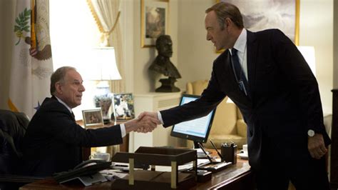 HOUSE OF CARDS SEASON 1 TV Series REVIEW EN NL Peek A Boo Magazine