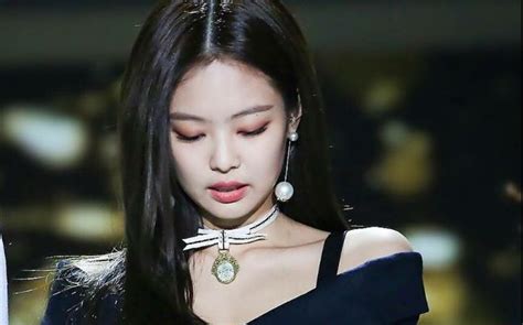 Blackpink【jennie】180125首尔歌谣大赏 Jennie Focus 直拍哔哩哔哩 ゜ ゜つロ 干杯 Bilibili