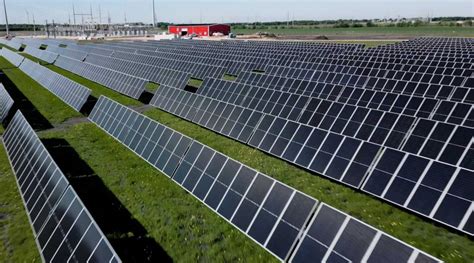 Acciona Energ A Ha Puesto En Marcha La Planta Fotovoltaica Red Tailed