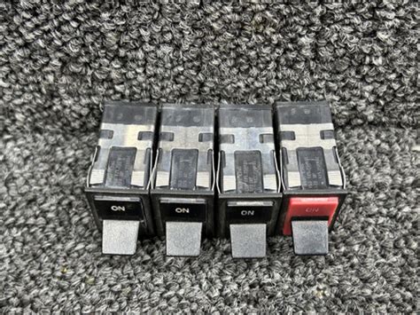 B184 2 B184 1 B184 3 Aml Rocker Switch Set Battery Alternator Strobe