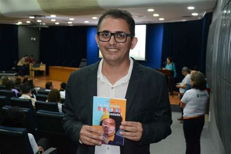 Entrega do Selo Escola Antirracista marca encerramento do Seminário