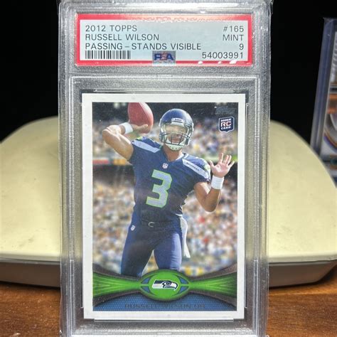 2012 TOPPS Russell Wilson 165 Passing Stands Visible Seahawks Rookie