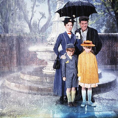 Movie Review: "Mary Poppins" (1964) | Lolo Loves Films