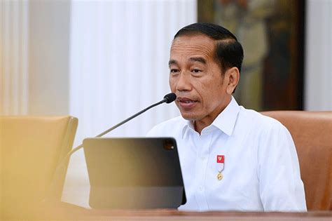 Presiden Jokowi Pembagian Bantuan Sosial Harus Mudah Cepat Dan Tepat