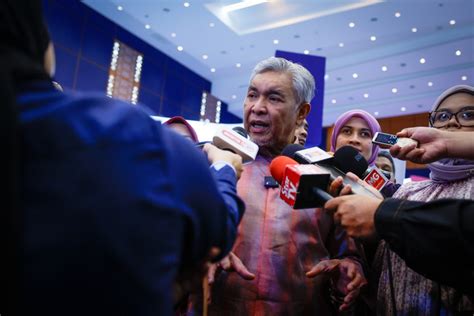 DPM Zahid China Offering 1 000 More Scholarships To Malaysian Post