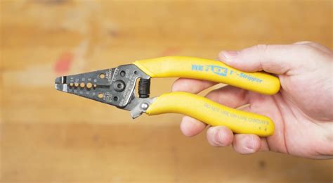 Electrician Tools: A Must-Have List - ElectronicsHacks