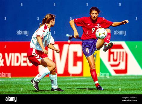 Mia Hamm, #9 (USA) competing at ther 1999 Women's World Cup Soccer ...