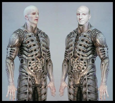 AN ALIEN FAN'S THOUGHTS ON 'PROMETHEUS' | Alien, Alien costume, Movie ...