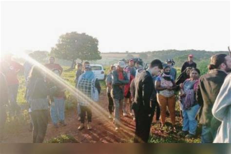 MST desocupa fazenda de Hidrolândia e questiona atuação da PM de Goiás