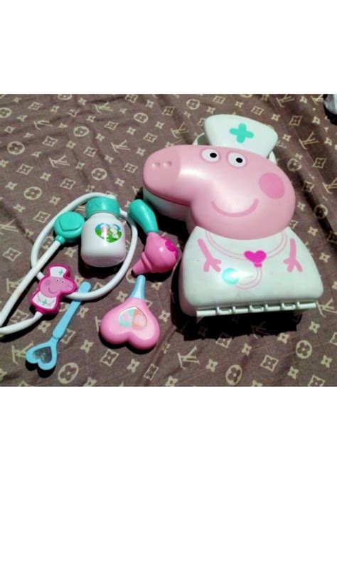 Peppa pig doctor set on Carousell